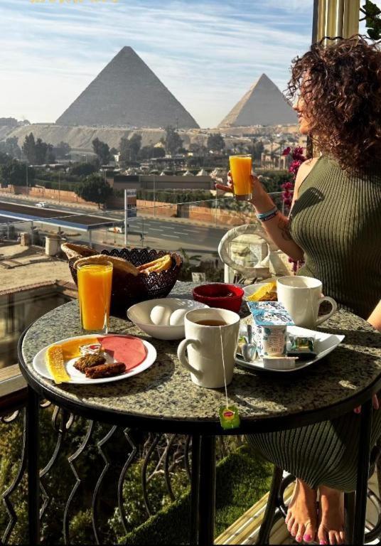 Unique Pyramids Boutique Inn Kafrat al Jabal Exterior foto