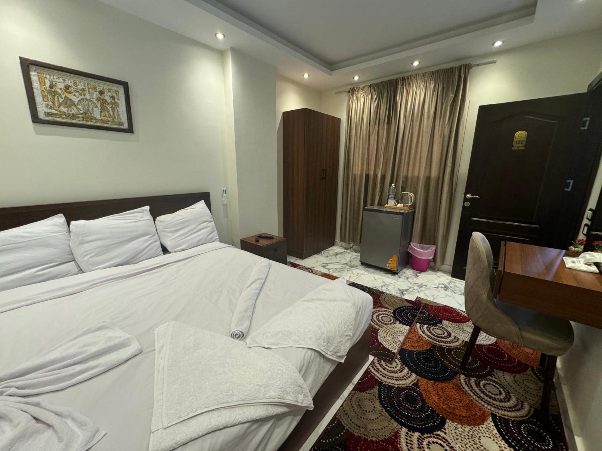 Unique Pyramids Boutique Inn Kafrat al Jabal Exterior foto