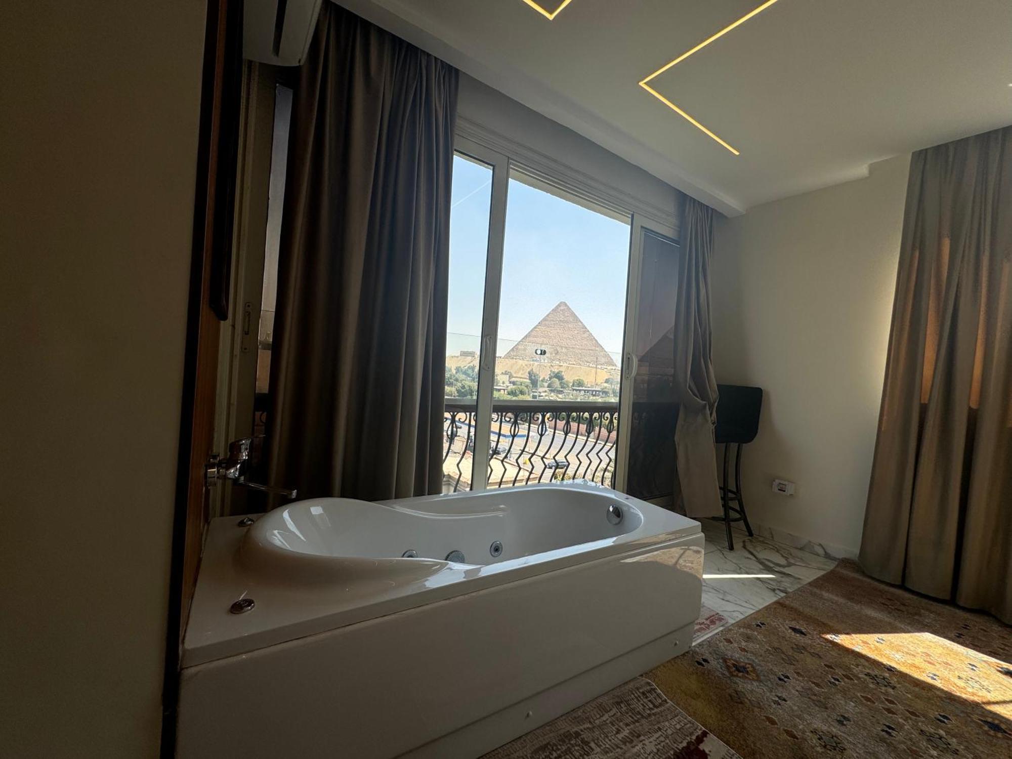 Unique Pyramids Boutique Inn Kafrat al Jabal Exterior foto